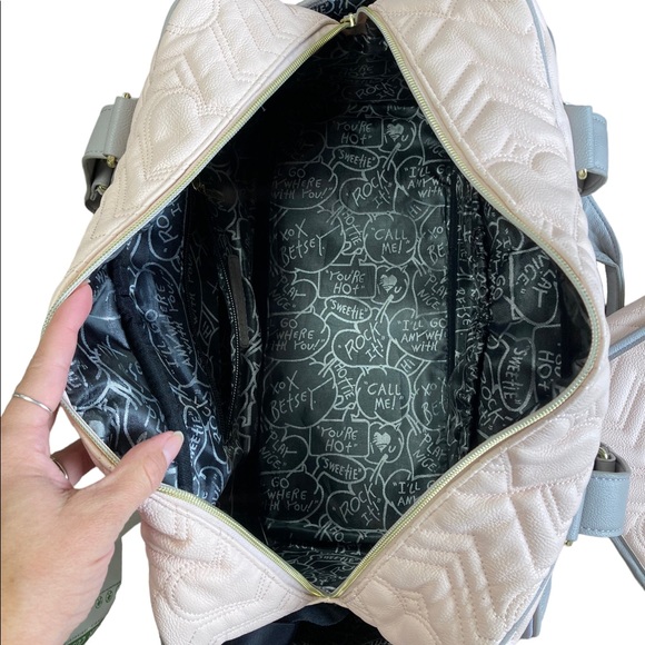 Betsey Johnson Diaper Bag with Changing Pad - Picture 8 of 16